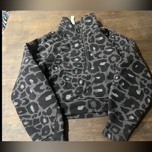 LULULEMON HALF ZIP SCUBA